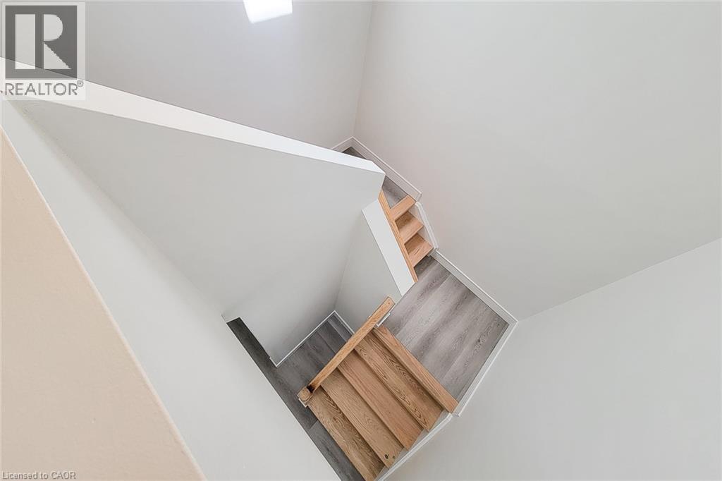 












1232 UPPER GAGE Avenue Unit# 2

,
Hamilton,




Ontario
L8W1E4

