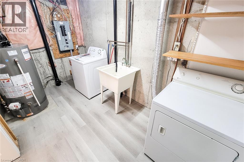 












1232 UPPER GAGE Avenue Unit# 2

,
Hamilton,




Ontario
L8W1E4

