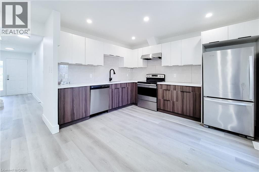 












1232 UPPER GAGE Avenue Unit# 2

,
Hamilton,




Ontario
L8W1E4

