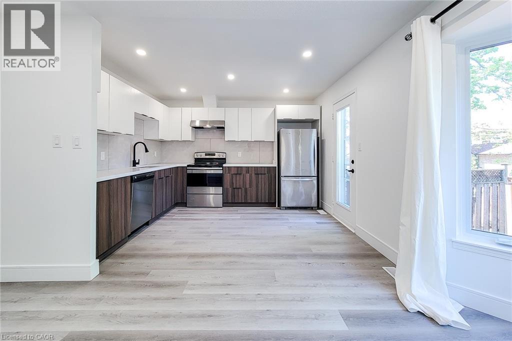 












1232 UPPER GAGE Avenue Unit# 2

,
Hamilton,




Ontario
L8W1E4

