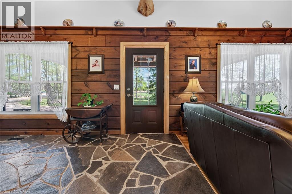 












664 CONCESSION 3 Road

,
Fisherville,




Ontario
N0A1G0

