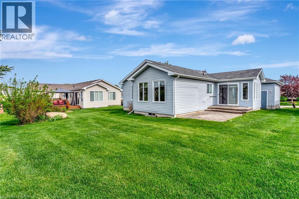 












121 CRUMLIN Lane

,
Freelton,




Ontario
L8B1A5

