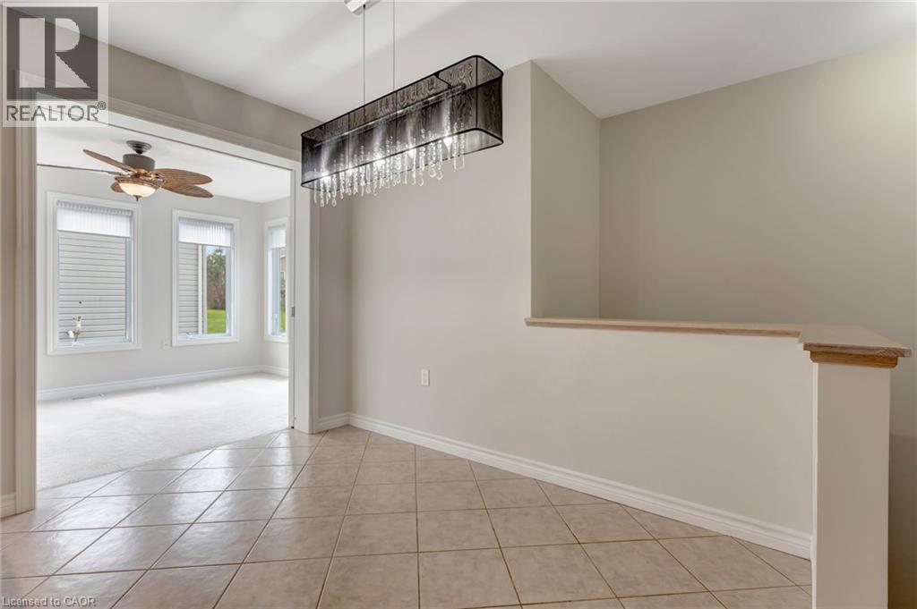 












121 CRUMLIN Lane

,
Freelton,




Ontario
L8B1A5


