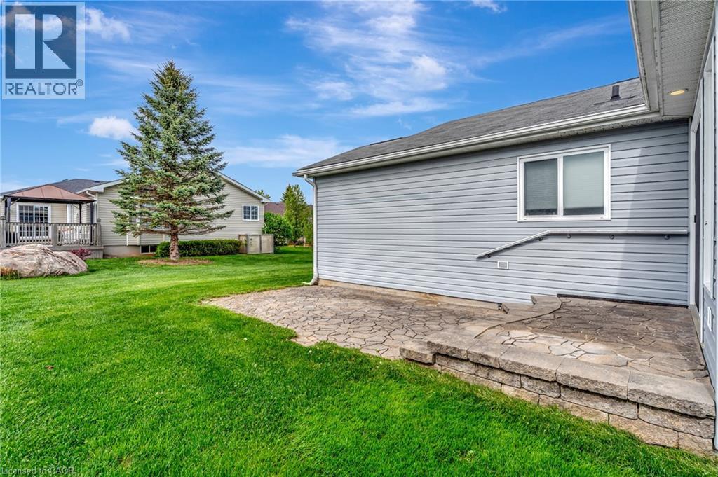 












121 CRUMLIN Lane

,
Freelton,




Ontario
L8B1A5

