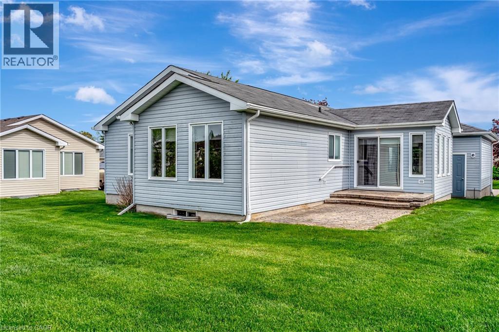 












121 CRUMLIN Lane

,
Freelton,




Ontario
L8B1A5

