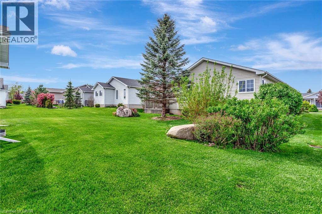 












121 CRUMLIN Lane

,
Freelton,




Ontario
L8B1A5

