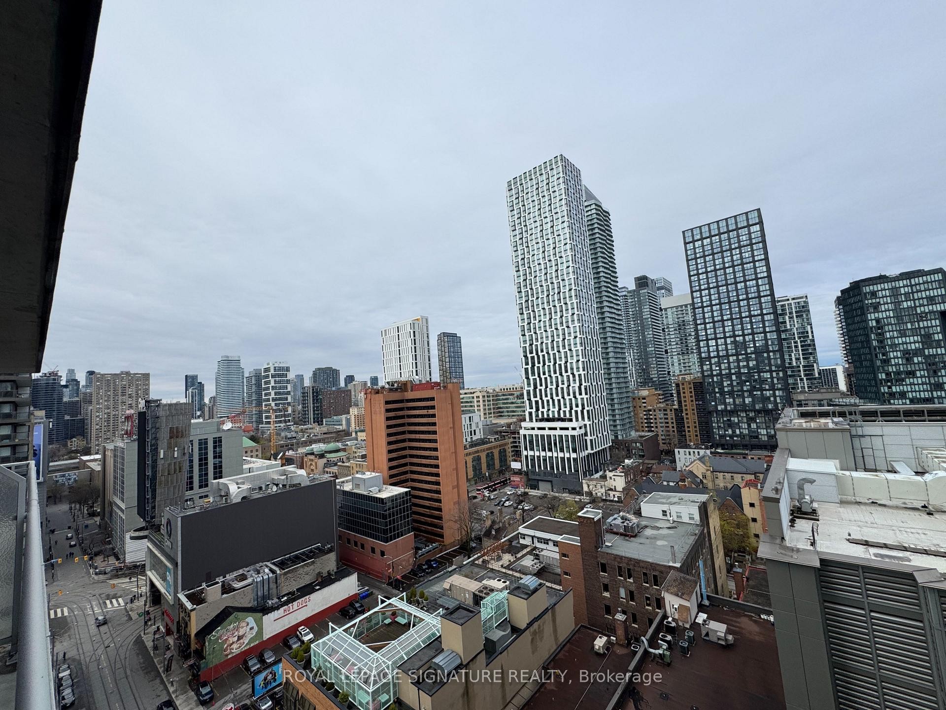 









220


Victoria

Street, 1702,
Toronto,




ON
M5B 2R6

