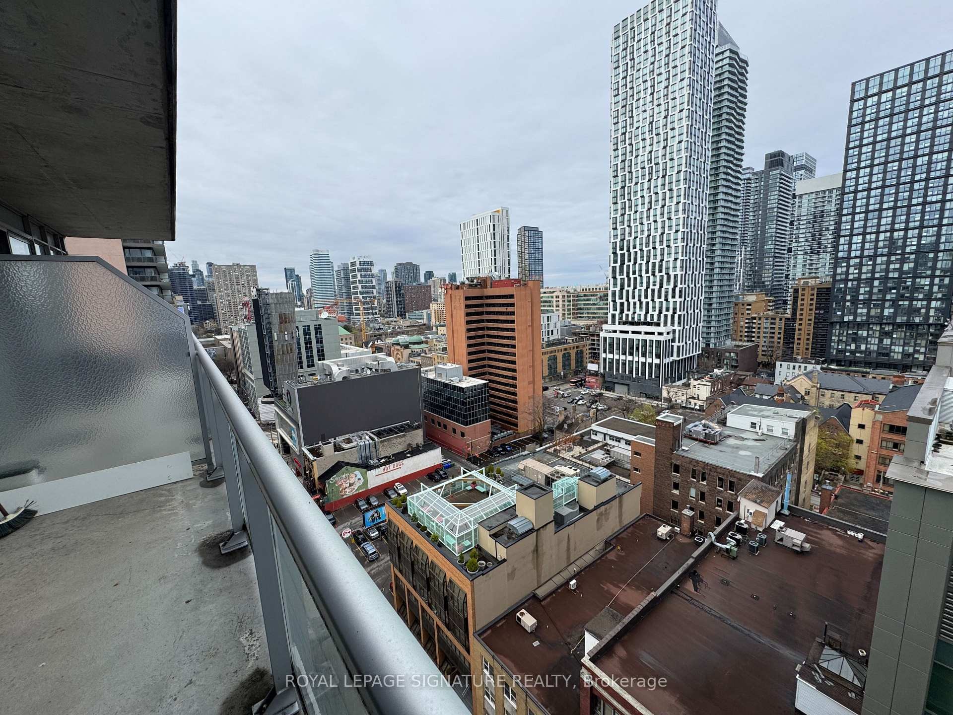 









220


Victoria

Street, 1702,
Toronto,




ON
M5B 2R6

