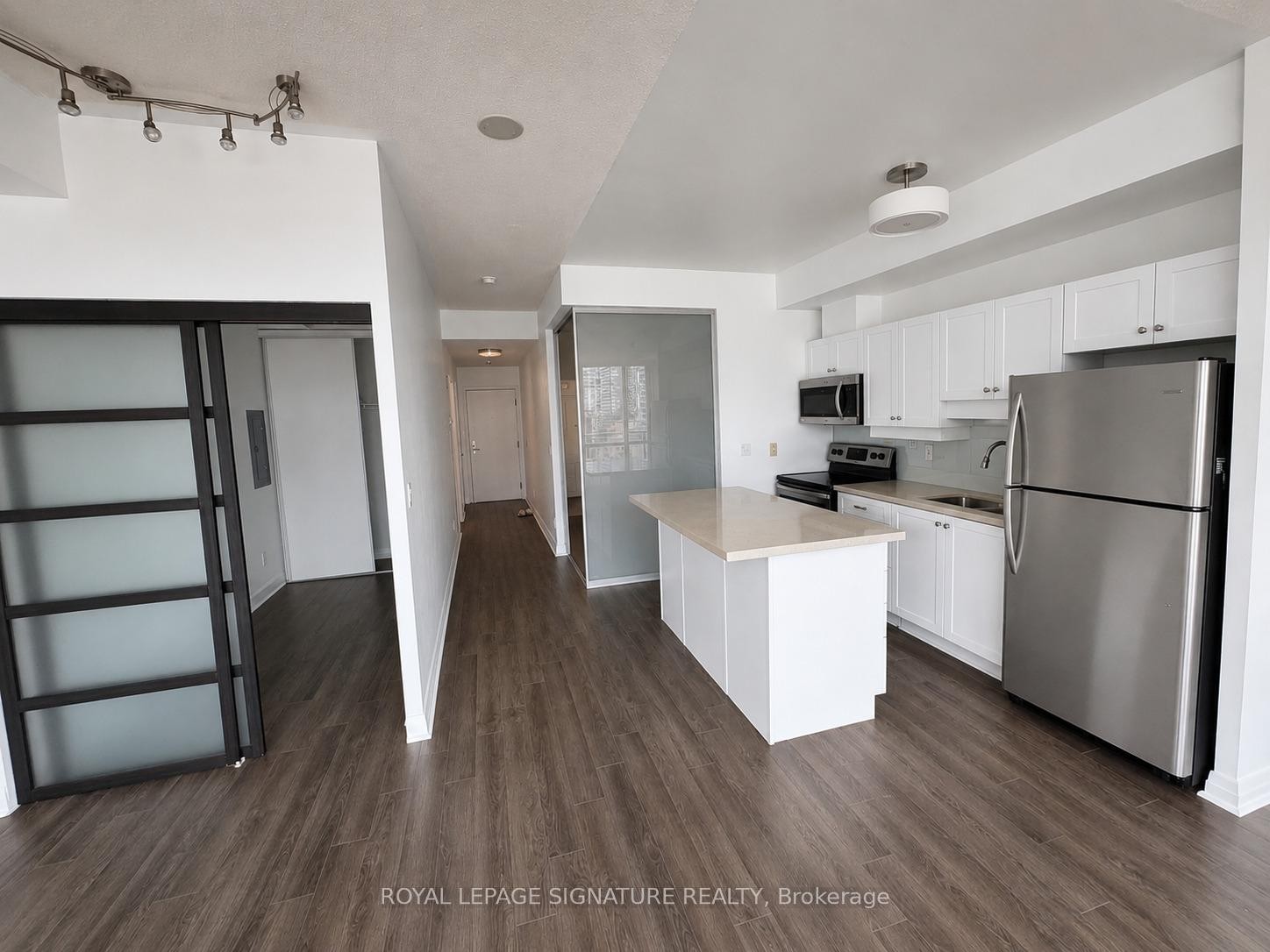 









220


Victoria

Street, 1702,
Toronto,




ON
M5B 2R6

