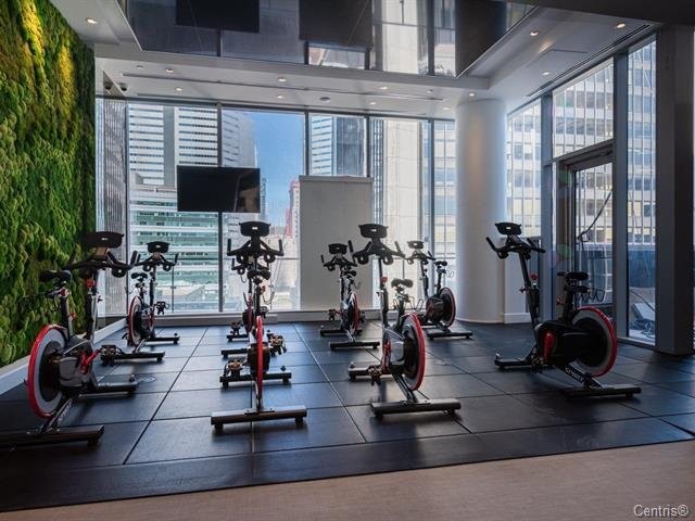 









720


Place Jacques-Cartier

, 2905,
Montréal (Ville-Marie),




QC
H3C1A1


