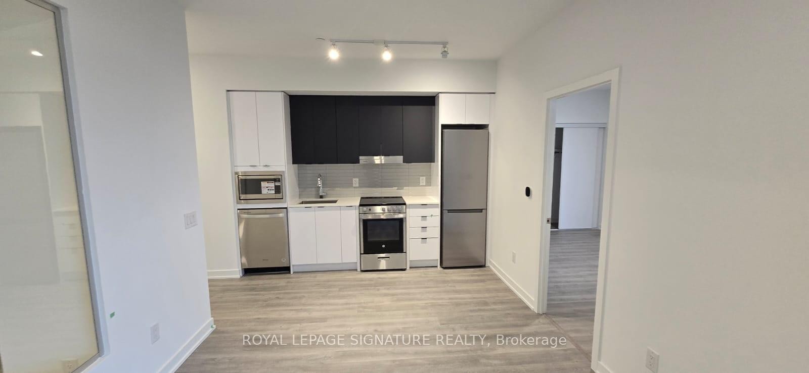 









5105


Hurontario

Street, 603,
Mississauga,




ON
L4Z 3X7

