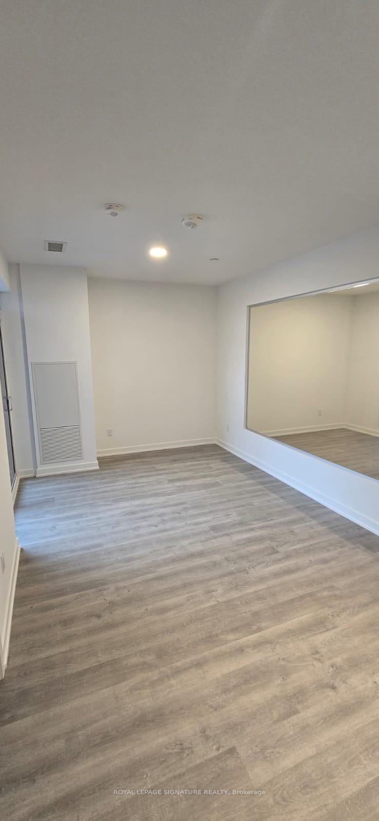 









5105


Hurontario

Street, 603,
Mississauga,




ON
L4Z 3X7

