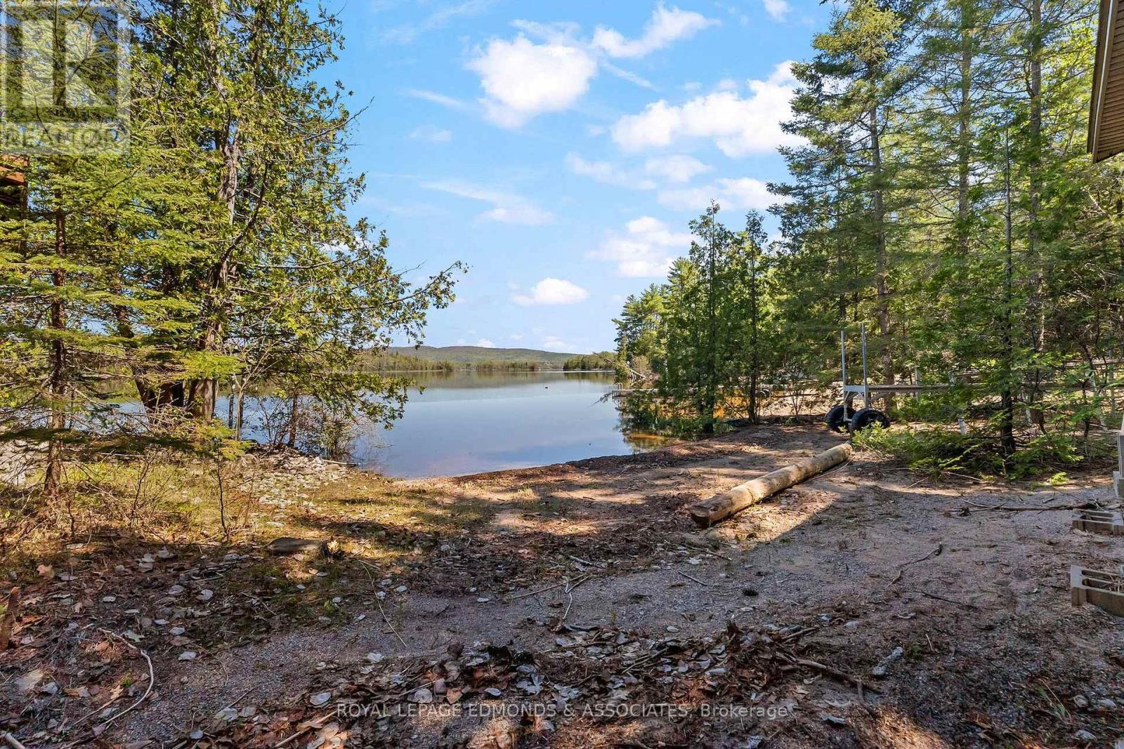 












30 ORVILLES TRAIL

,
Whitewater Region,




Ontario
K0J2L0

