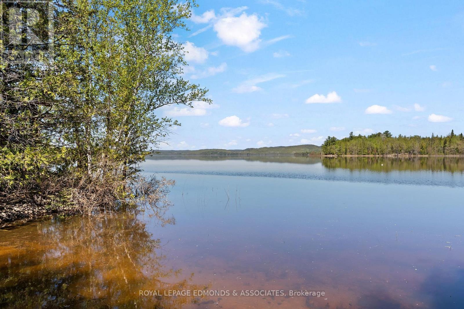 












30 ORVILLES TRAIL

,
Whitewater Region,




Ontario
K0J2L0

