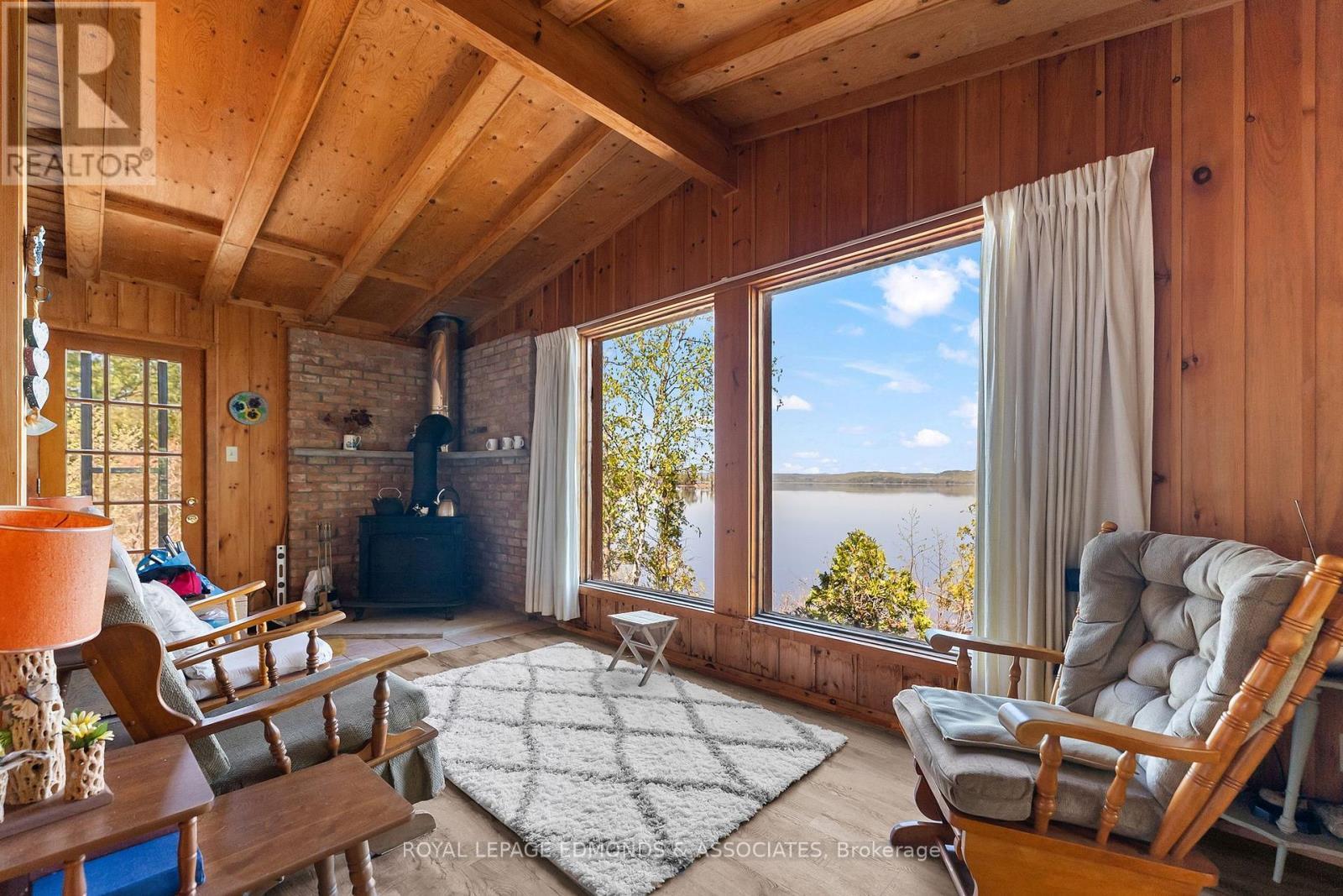 












30 ORVILLES TRAIL

,
Whitewater Region,




Ontario
K0J2L0

