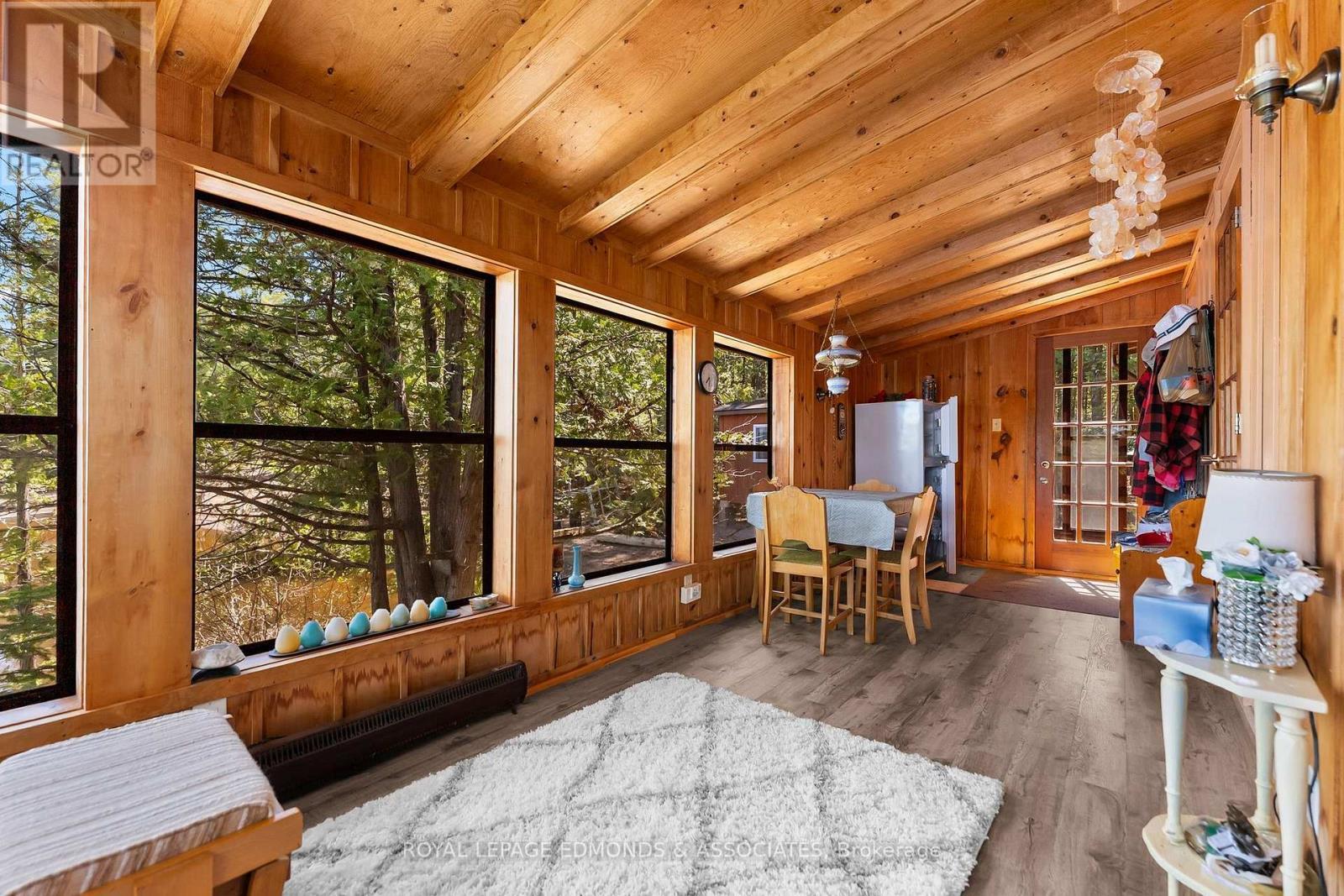 












30 ORVILLES TRAIL

,
Whitewater Region,




Ontario
K0J2L0

