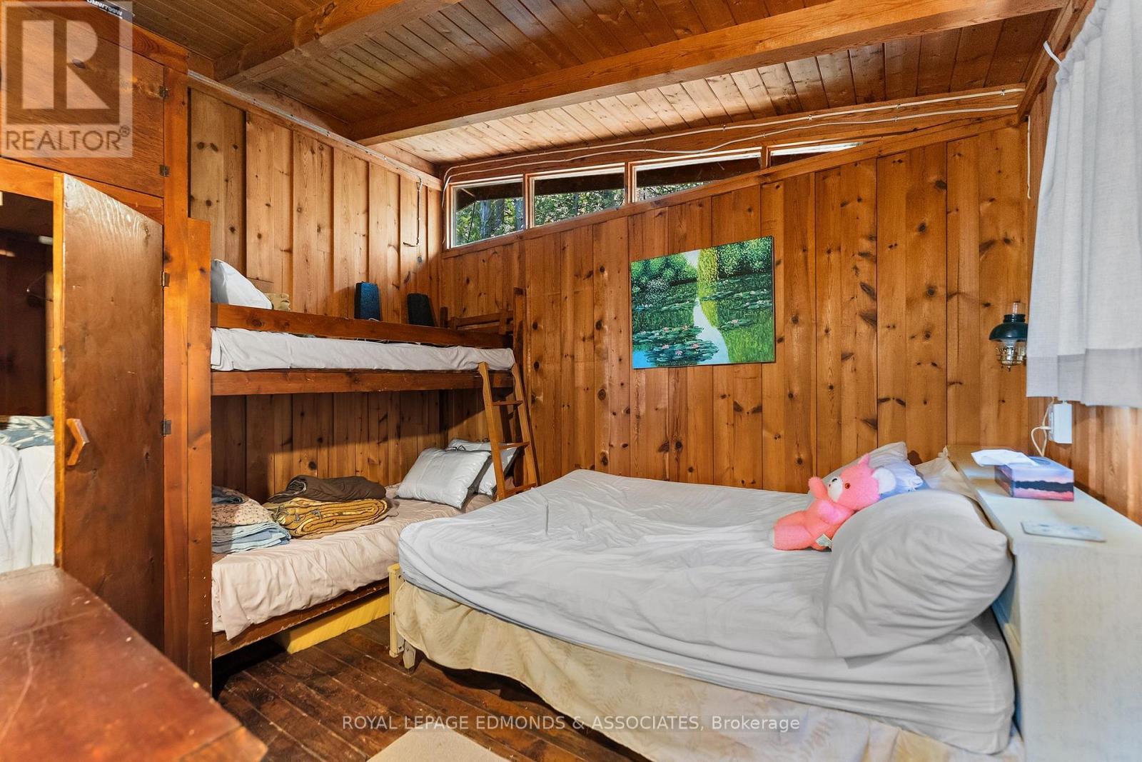 












30 ORVILLES TRAIL

,
Whitewater Region,




Ontario
K0J2L0

