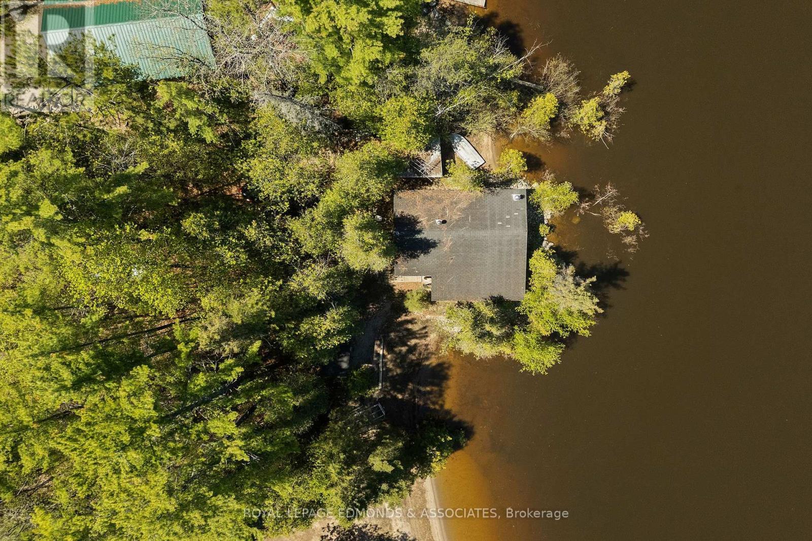 












30 ORVILLES TRAIL

,
Whitewater Region,




Ontario
K0J2L0

