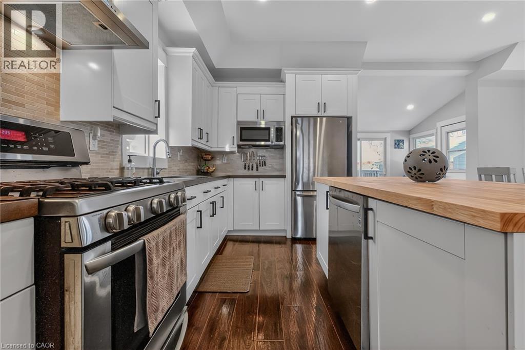 












99 NORTH MAIN Street

,
Simcoe,




Ontario
N3Y2M2

