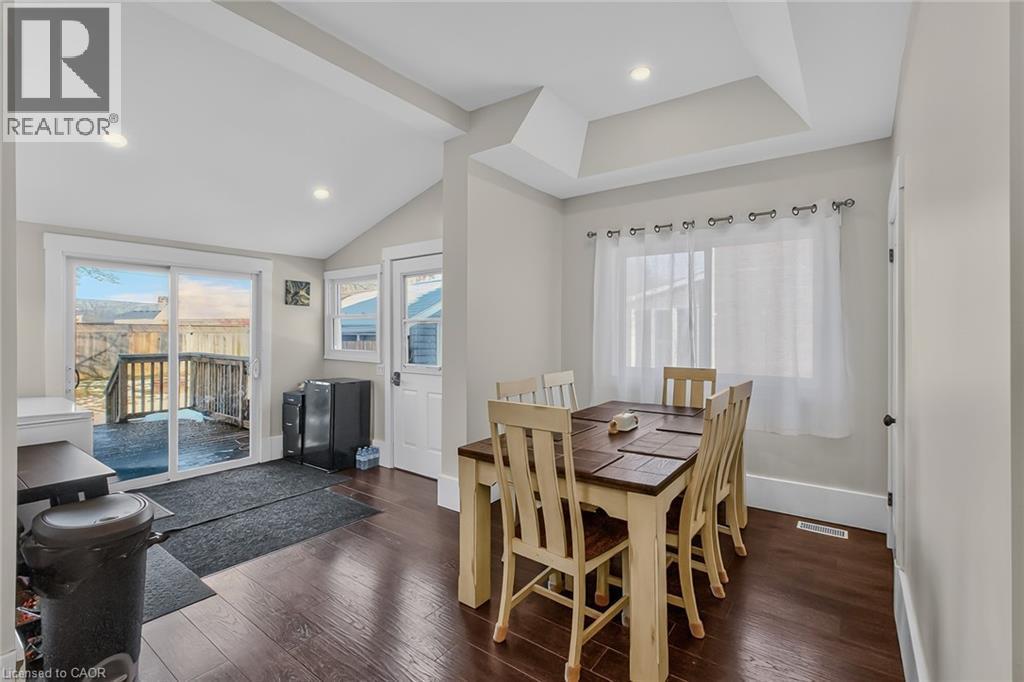 












99 NORTH MAIN Street

,
Simcoe,




Ontario
N3Y2M2

