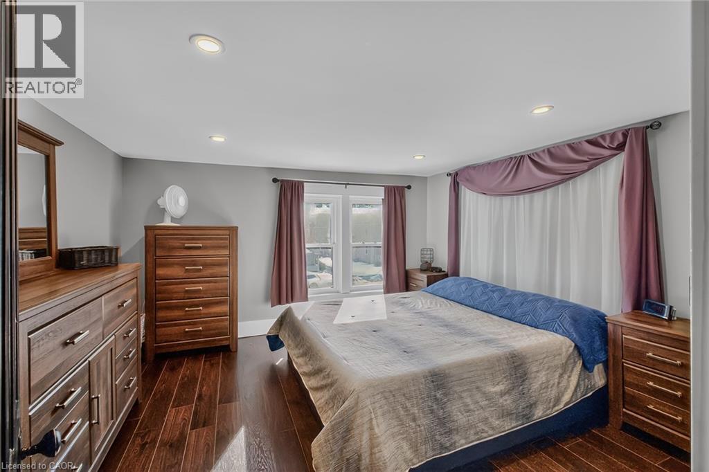 












99 NORTH MAIN Street

,
Simcoe,




Ontario
N3Y2M2

