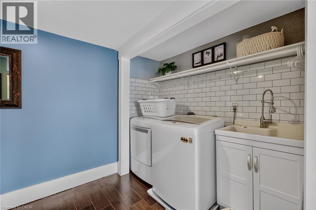 












99 NORTH MAIN Street

,
Simcoe,




Ontario
N3Y2M2

