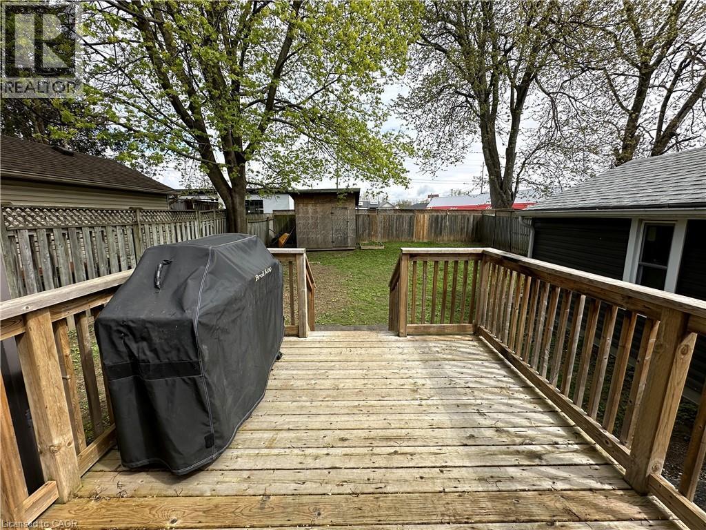 












99 NORTH MAIN Street

,
Simcoe,




Ontario
N3Y2M2

