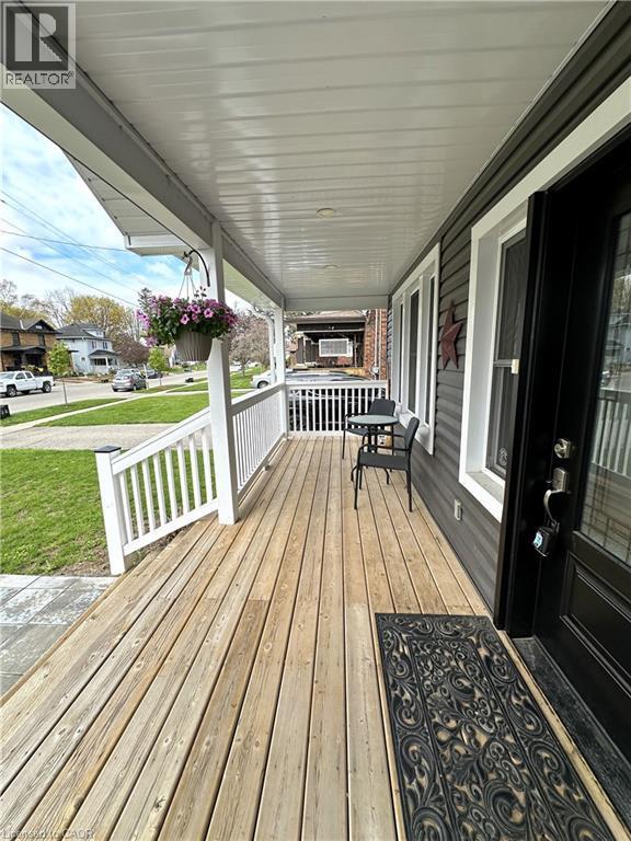 












99 NORTH MAIN Street

,
Simcoe,




Ontario
N3Y2M2

