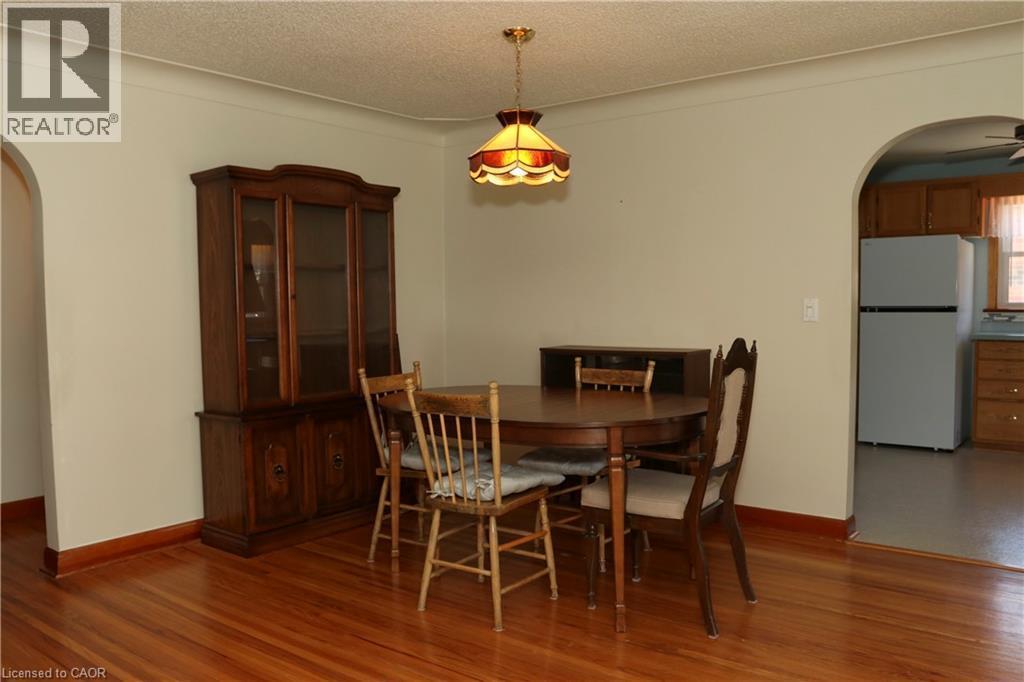 












15 RICHARD Avenue

,
Simcoe,




Ontario
N3Y3J1


