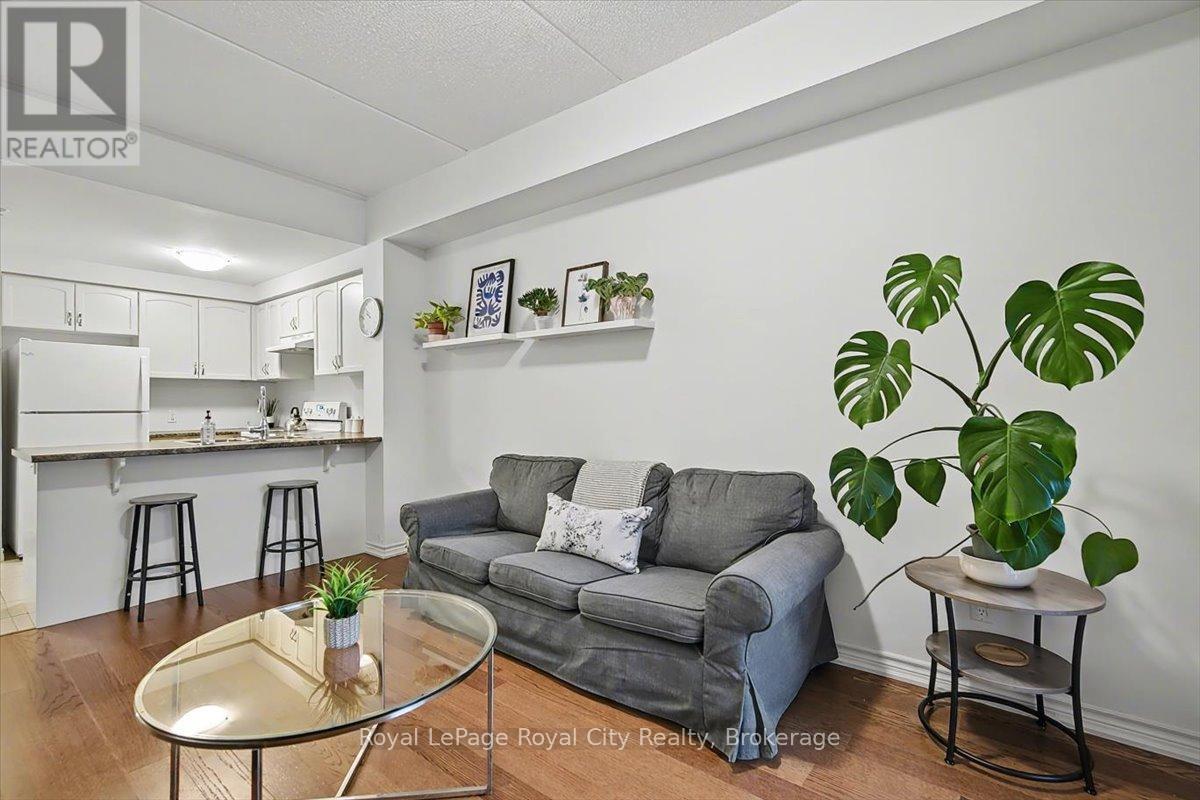 












120 - 1284 GORDON STREET

,
Guelph (Kortright East),




Ontario
N1L0M8

