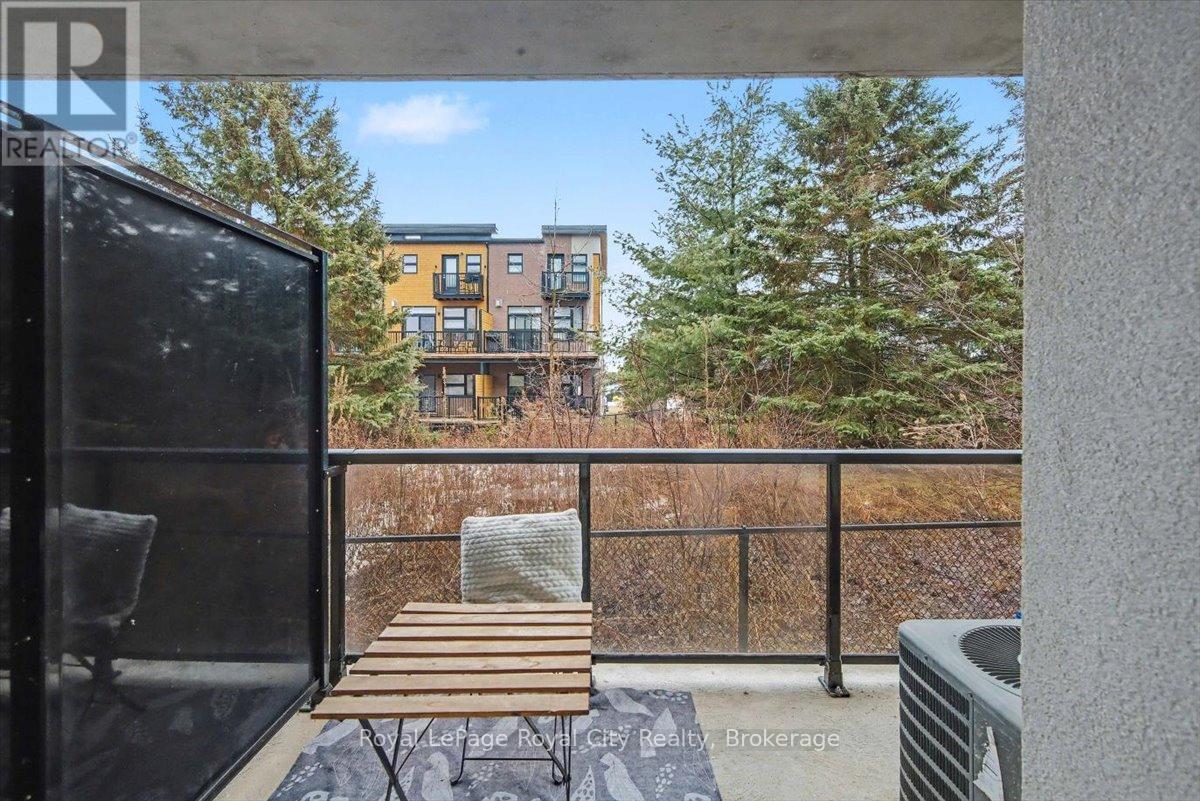












120 - 1284 GORDON STREET

,
Guelph (Kortright East),




Ontario
N1L0M8

