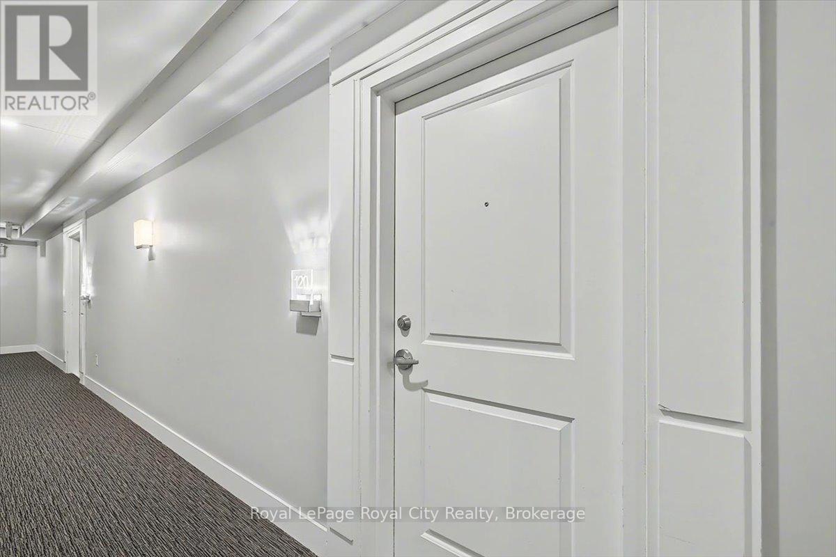 












120 - 1284 GORDON STREET

,
Guelph (Kortright East),




Ontario
N1L0M8

