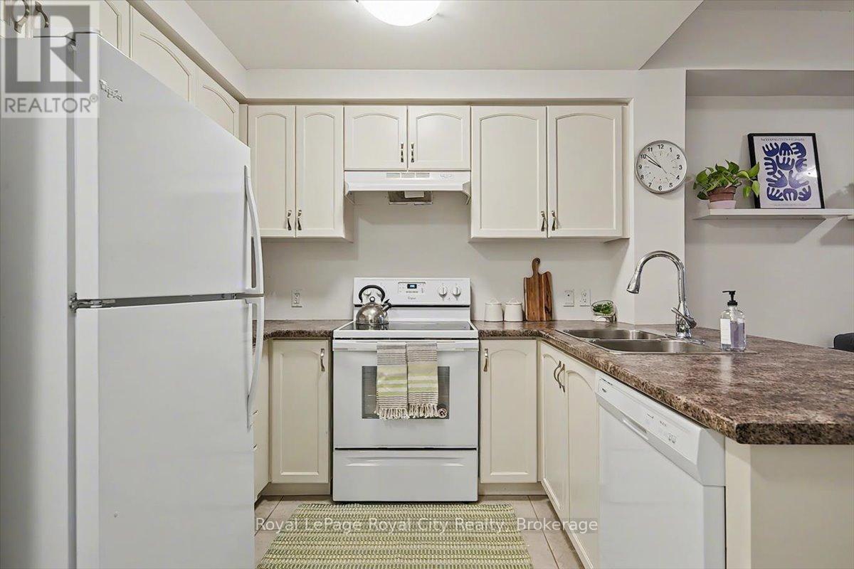 












120 - 1284 GORDON STREET

,
Guelph (Kortright East),




Ontario
N1L0M8

