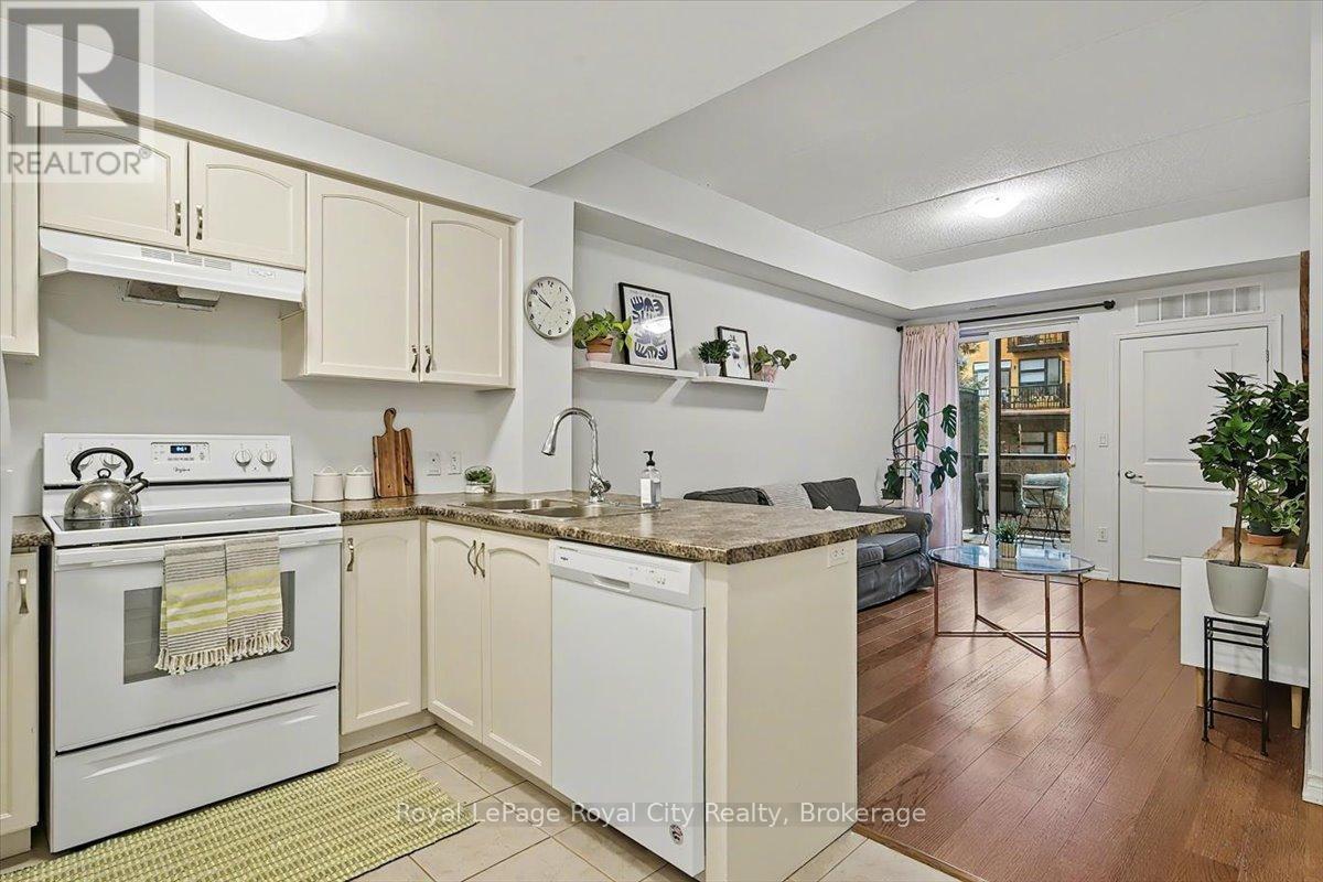 












120 - 1284 GORDON STREET

,
Guelph (Kortright East),




Ontario
N1L0M8

