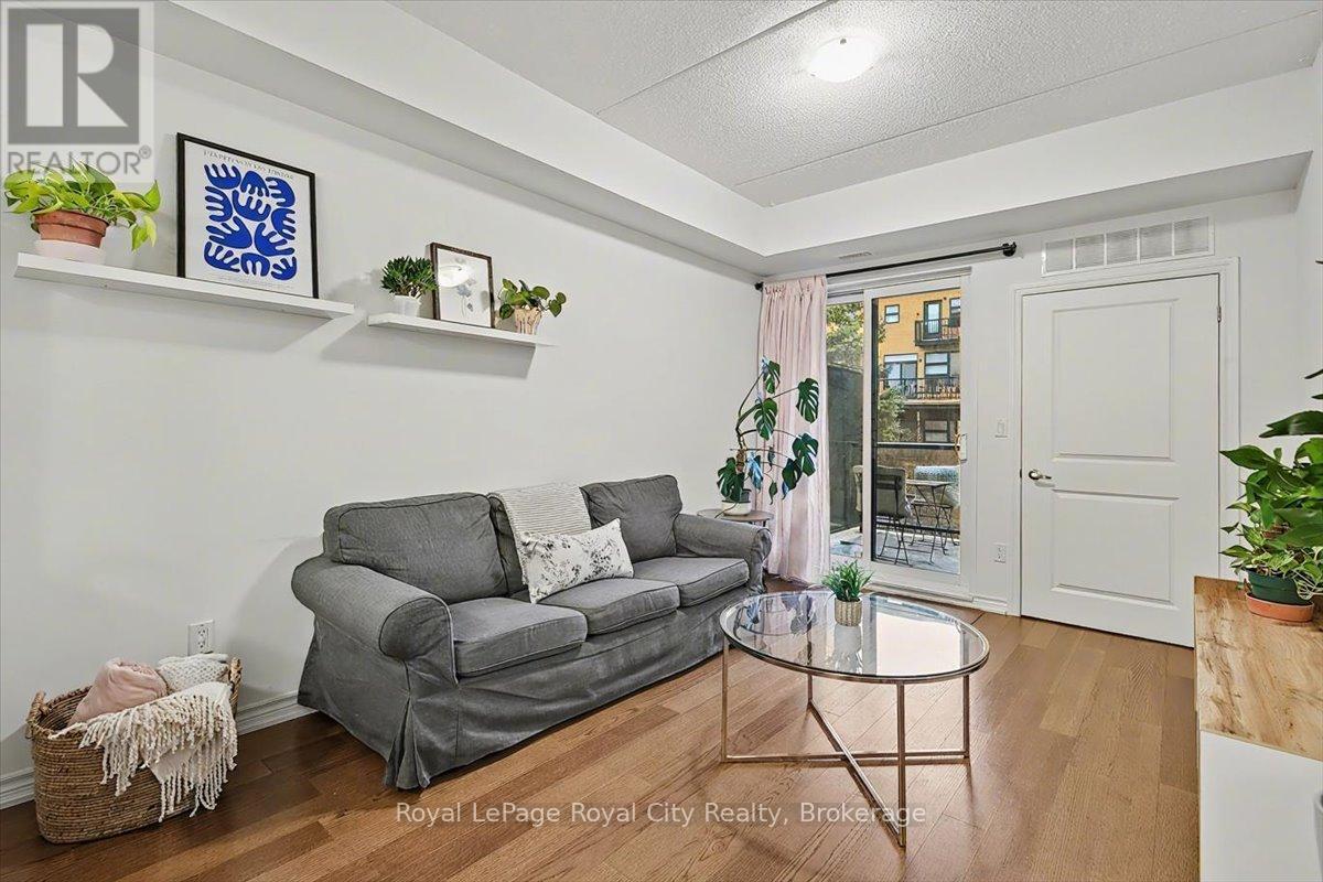 












120 - 1284 GORDON STREET

,
Guelph (Kortright East),




Ontario
N1L0M8


