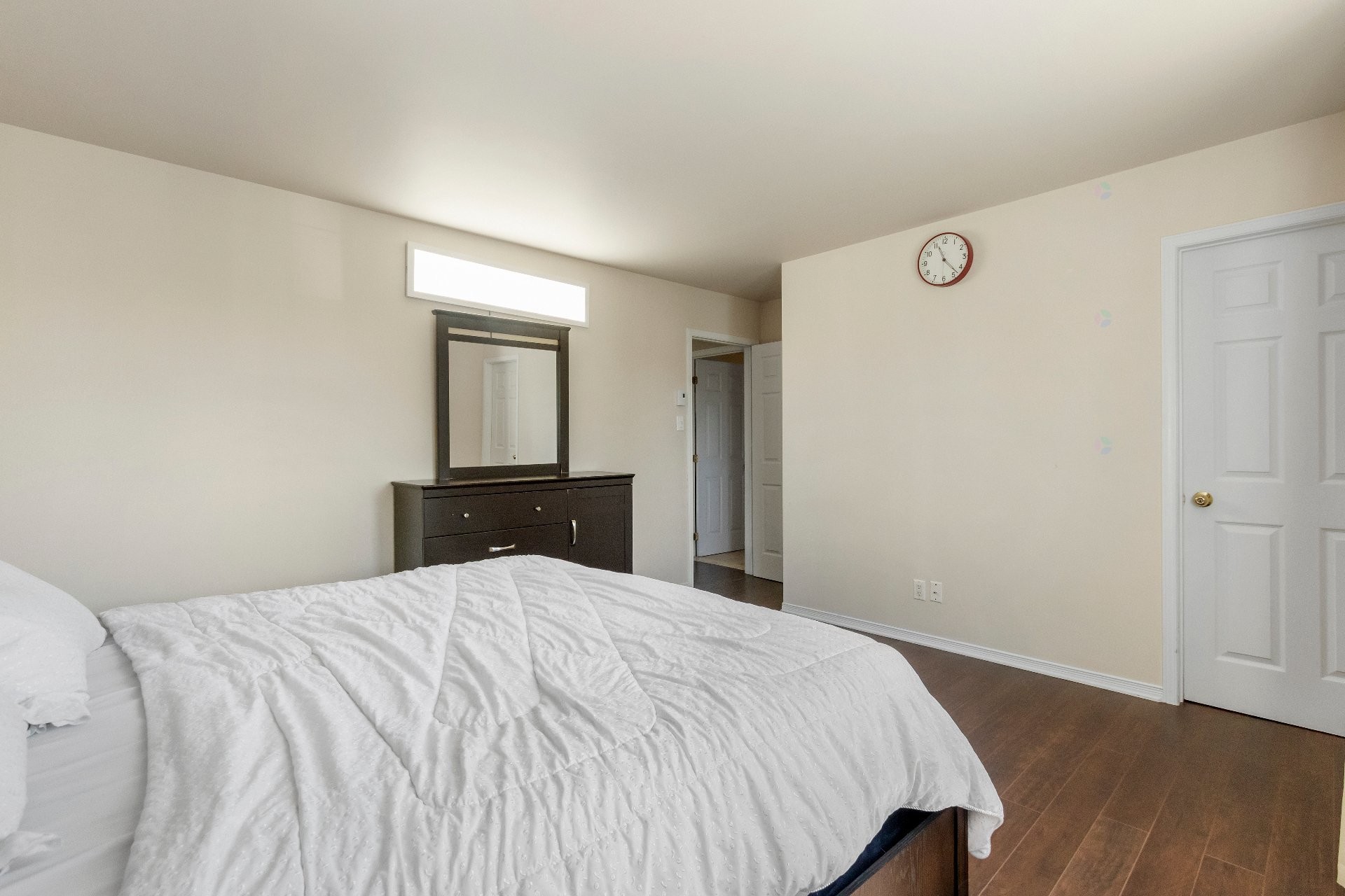 









1002


Rue Léopold-Lecourt

,
Saint-Jérôme,




QC
J5L1W9

