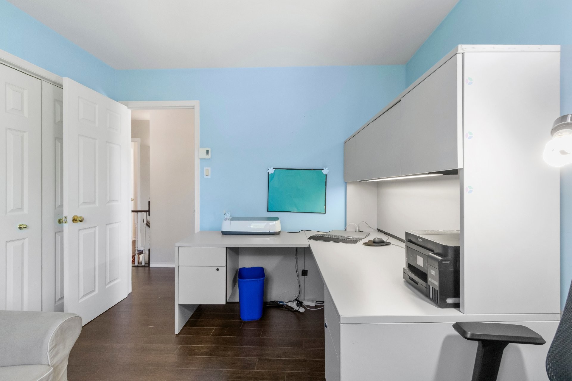 









1002


Rue Léopold-Lecourt

,
Saint-Jérôme,




QC
J5L1W9

