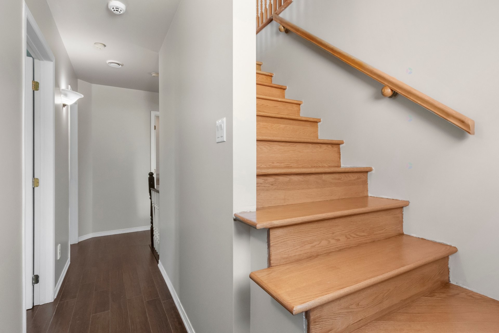 









1002


Rue Léopold-Lecourt

,
Saint-Jérôme,




QC
J5L1W9

