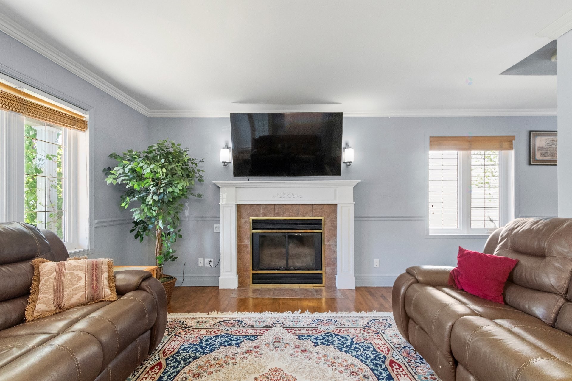 









1002


Rue Léopold-Lecourt

,
Saint-Jérôme,




QC
J5L1W9

