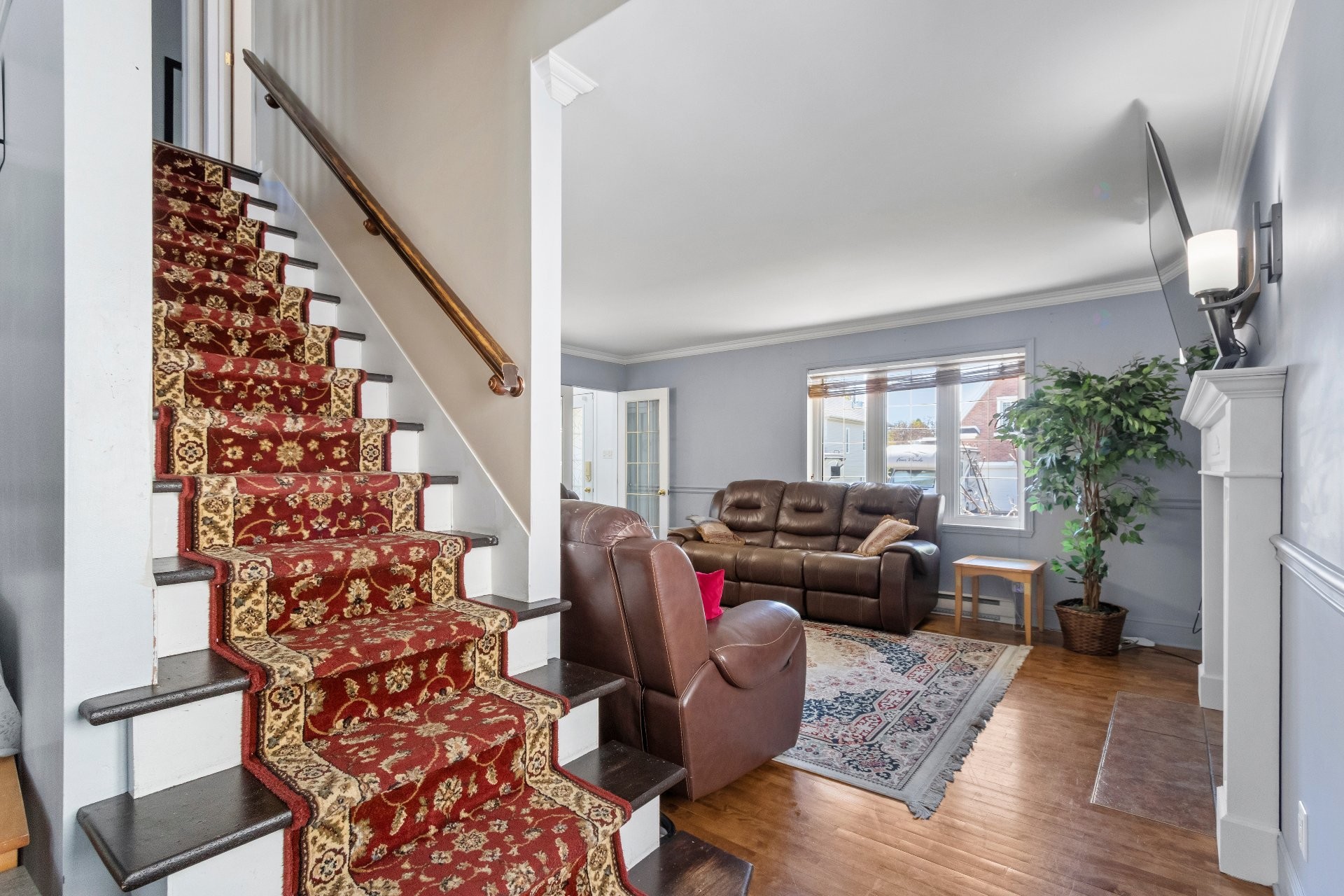 









1002


Rue Léopold-Lecourt

,
Saint-Jérôme,




QC
J5L1W9

