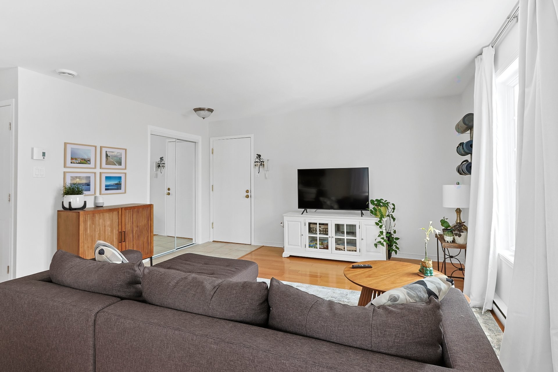 









962


Rue de la Vallée

, 6,
Pincourt,




QC
J7W0H7


