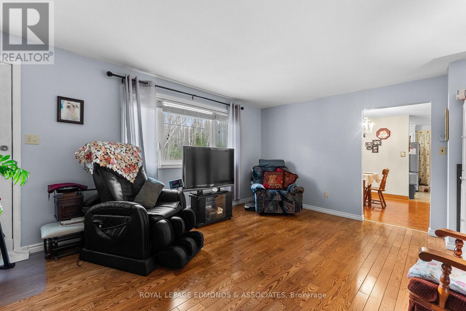 












1523 BARRON CANYON ROAD

,
Petawawa,




Ontario
K8A6W7

