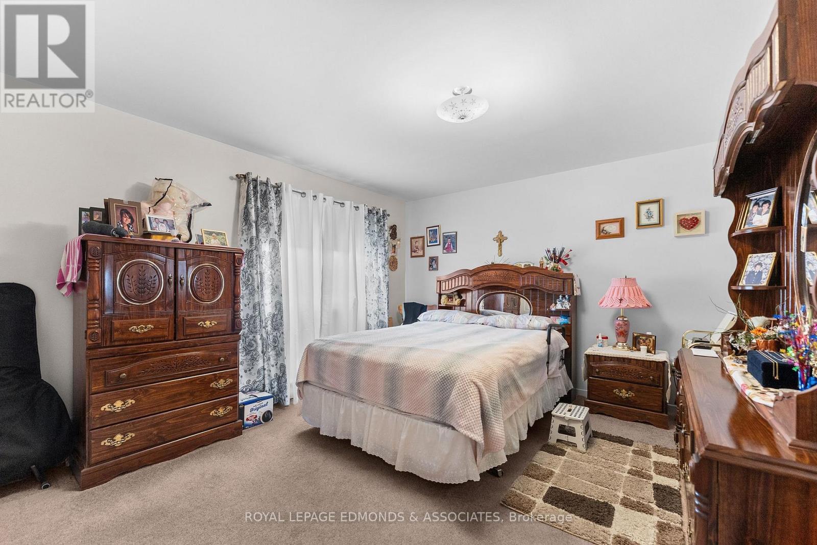 












1523 BARRON CANYON ROAD

,
Petawawa,




Ontario
K8A6W7

