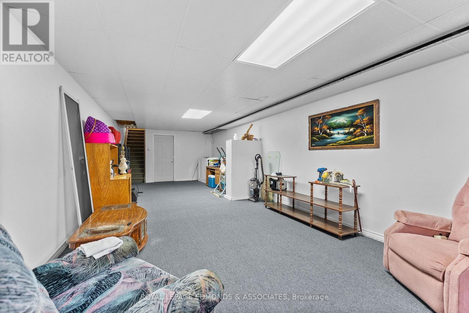 












1523 BARRON CANYON ROAD

,
Petawawa,




Ontario
K8A6W7

