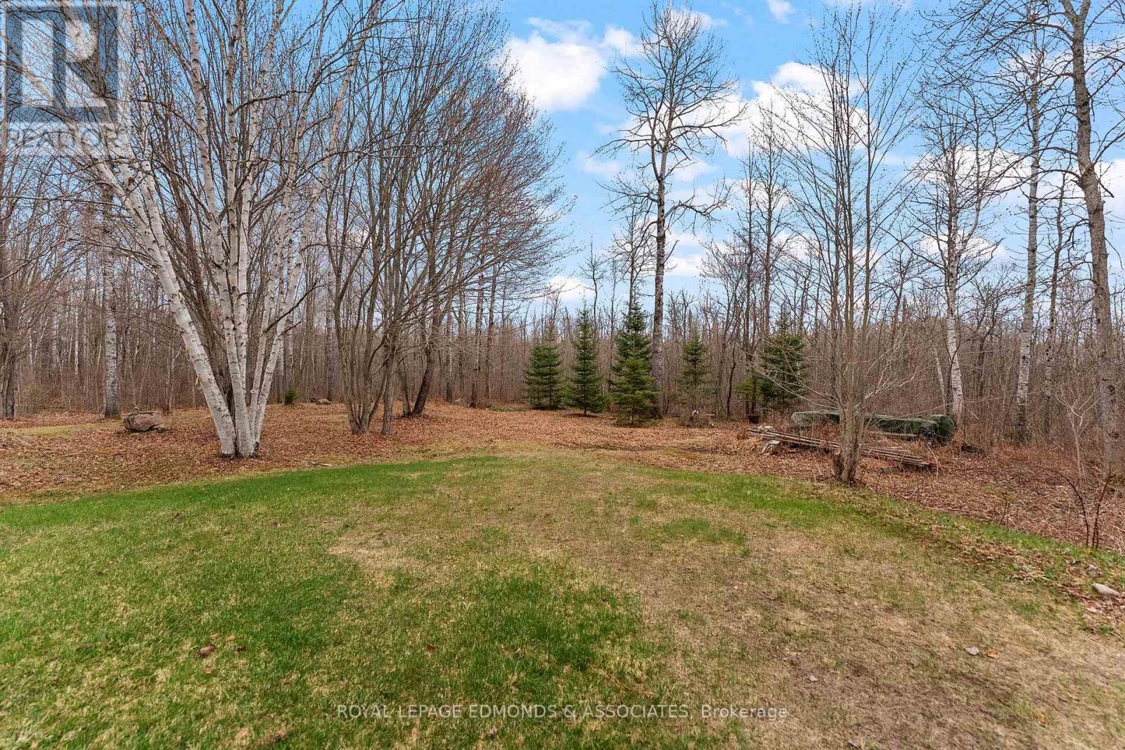 












1523 BARRON CANYON ROAD

,
Petawawa,




Ontario
K8A6W7


