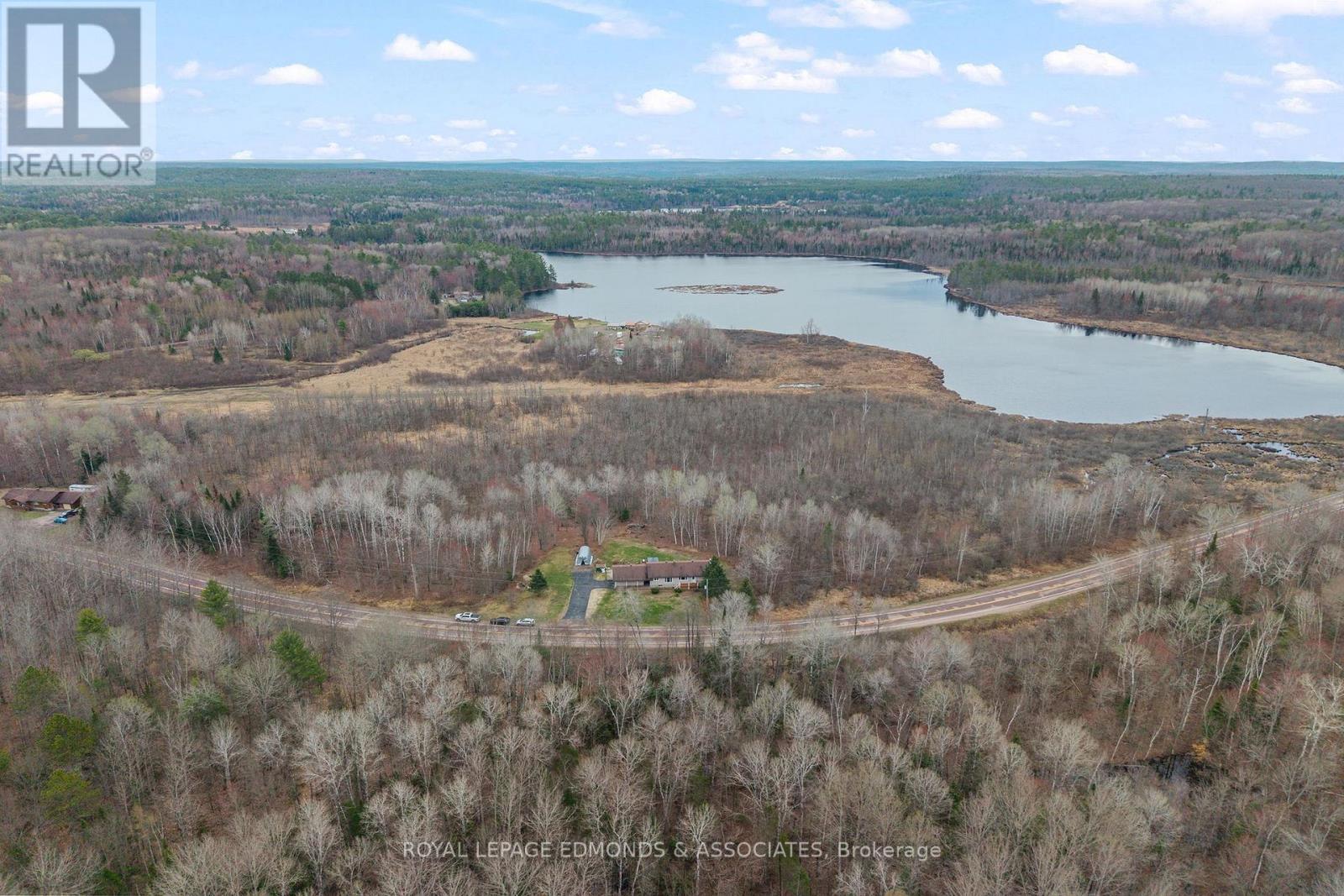 












1523 BARRON CANYON ROAD

,
Petawawa,




Ontario
K8A6W7

