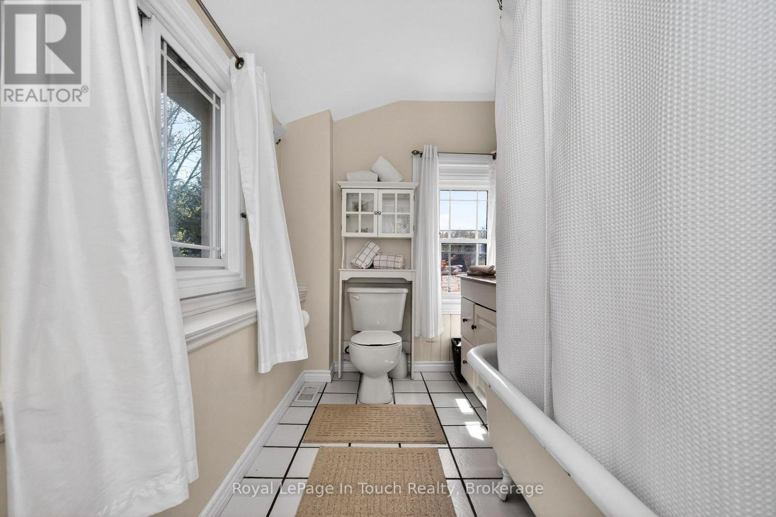 












615 BAY STREET

,
Midland,




Ontario
L4R1L7


