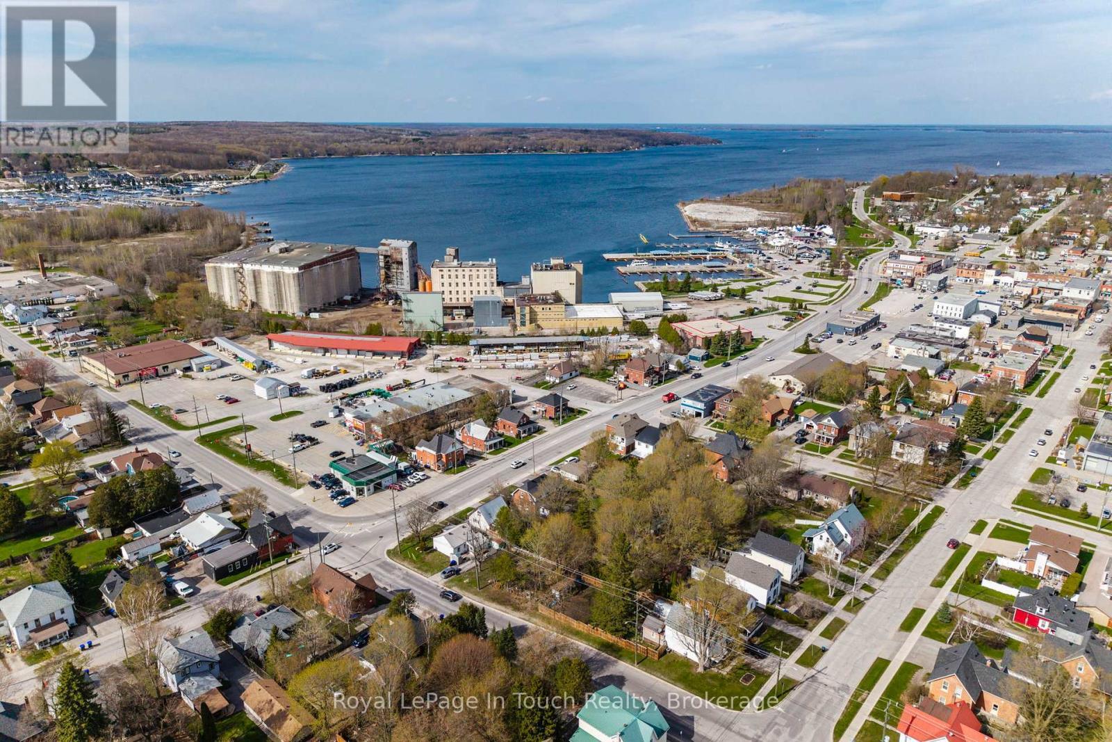 












615 BAY STREET

,
Midland,




Ontario
L4R1L7

