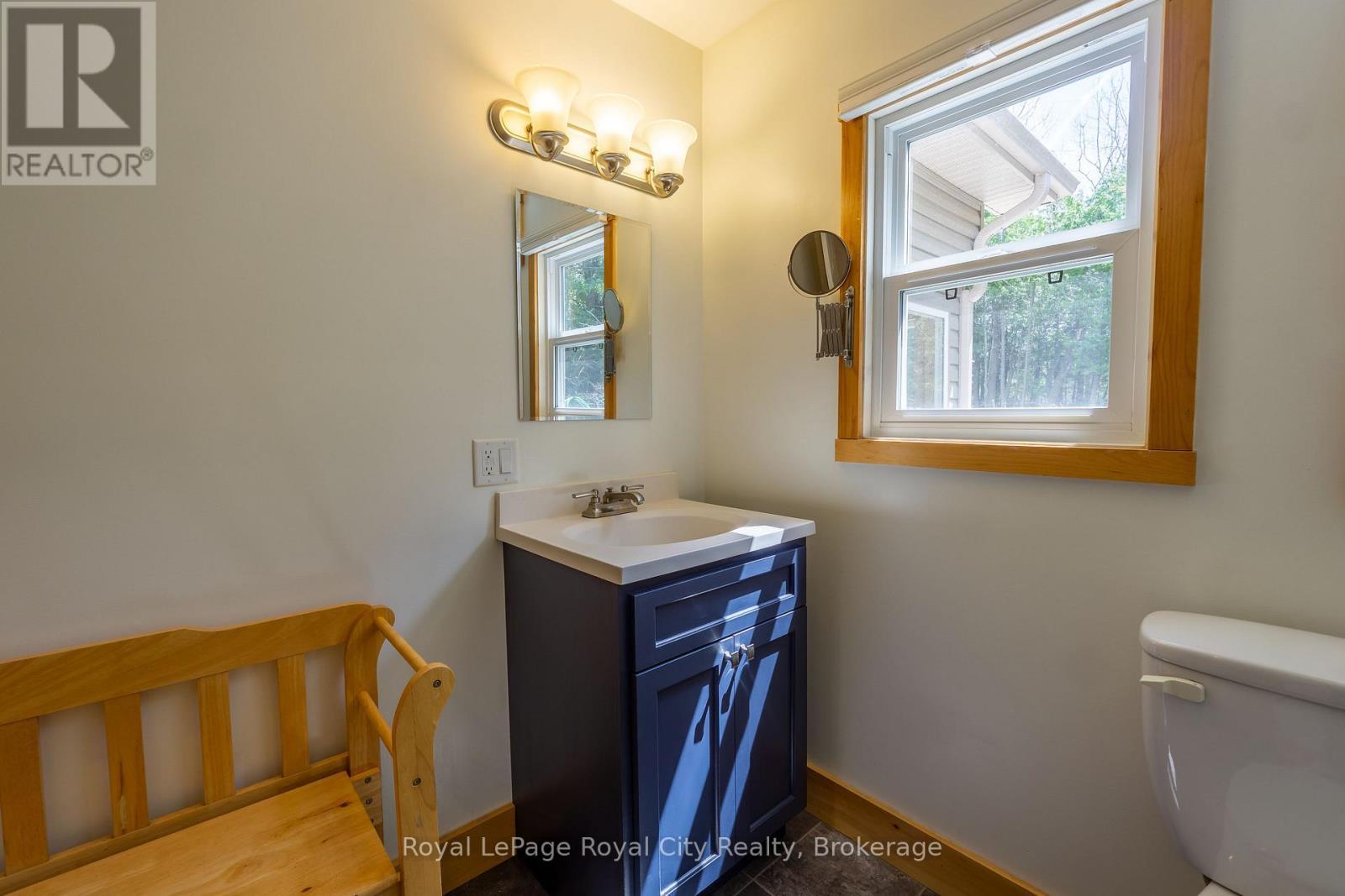 












48 HEAD STREET

,
Northern Bruce Peninsula,




Ontario
N0H2R0

