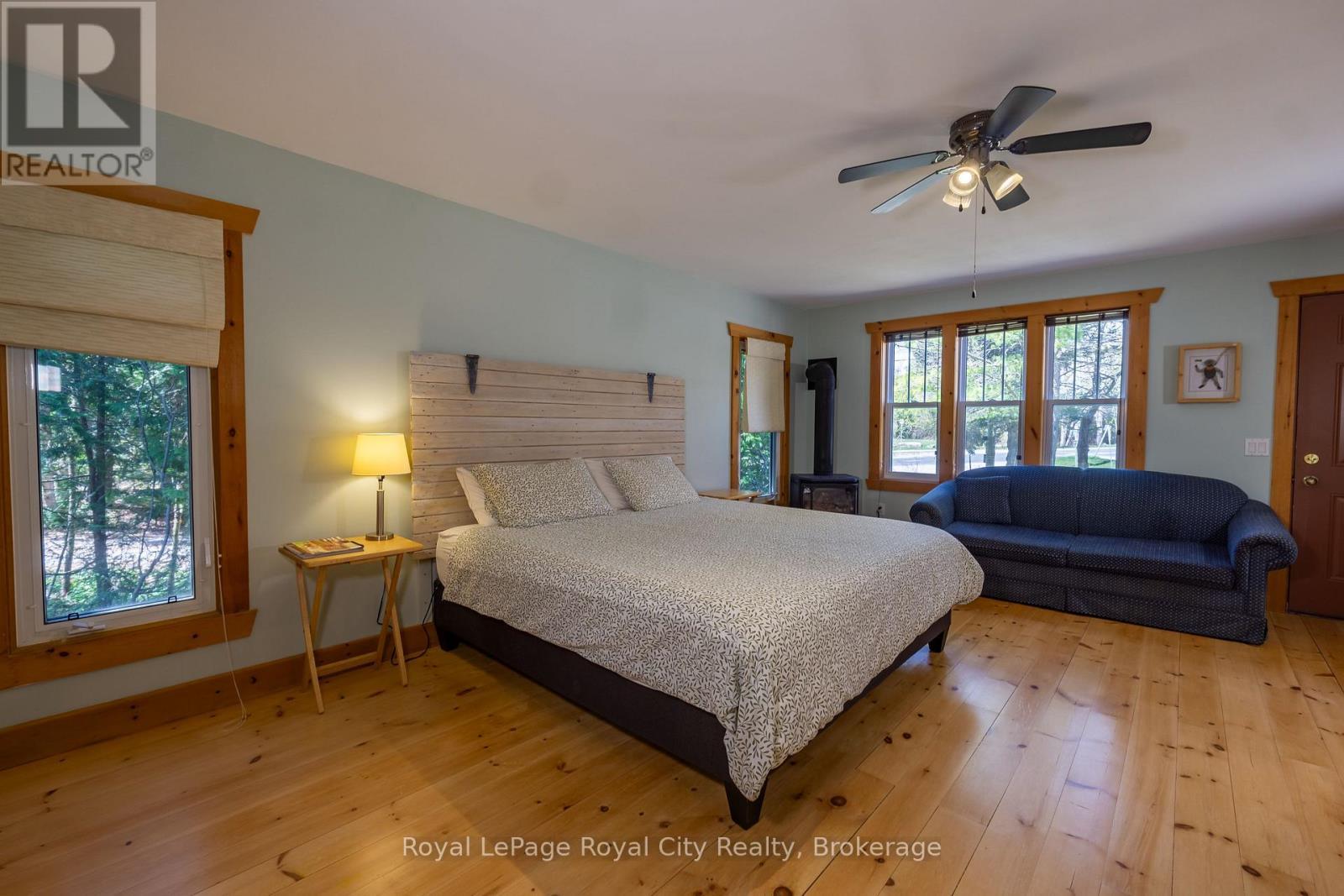 












48 HEAD STREET

,
Northern Bruce Peninsula,




Ontario
N0H2R0


